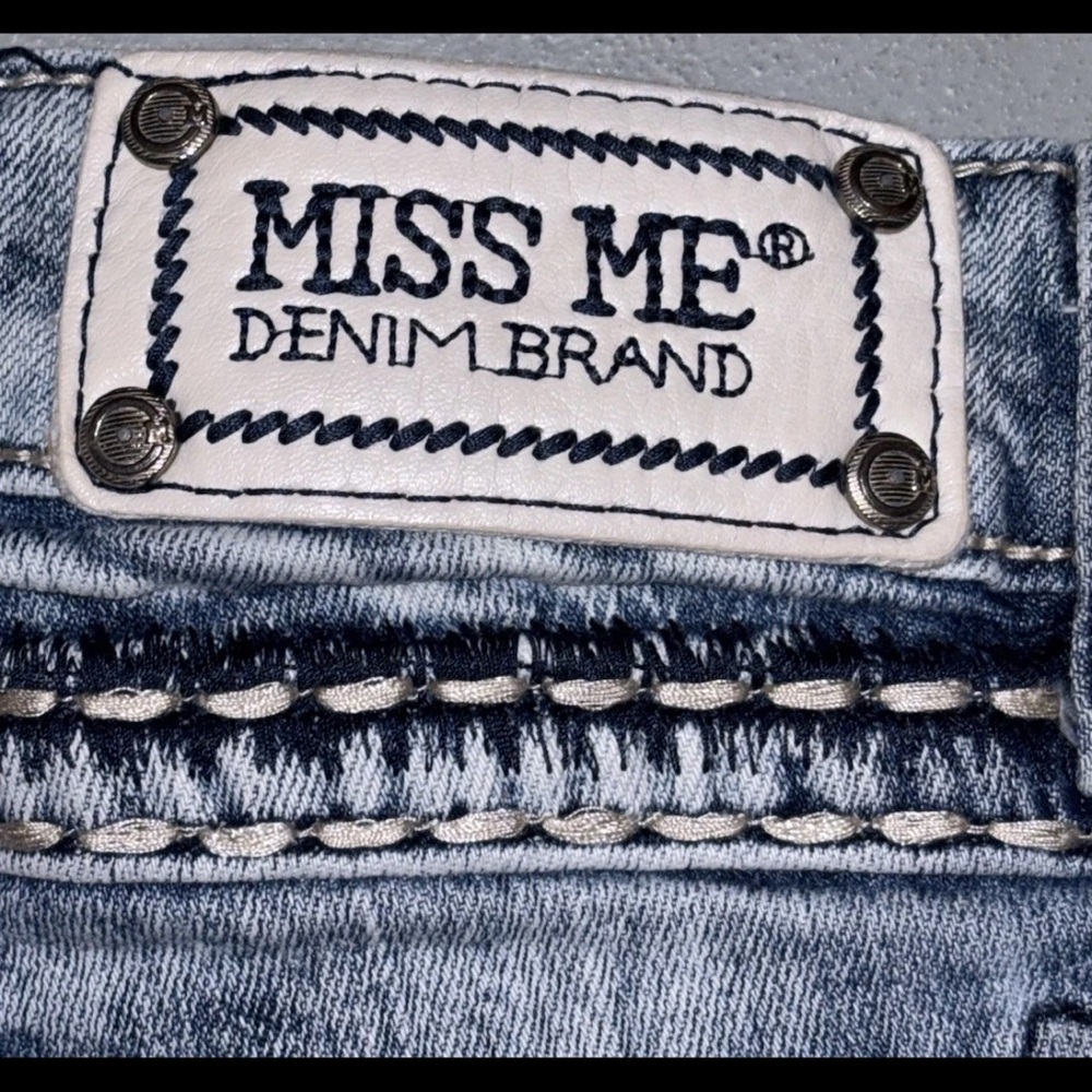 Miss Me Y2K Distressed Heavy Stick Micro Mini Booty Shorts SZ.27 - Picture 10 of 12